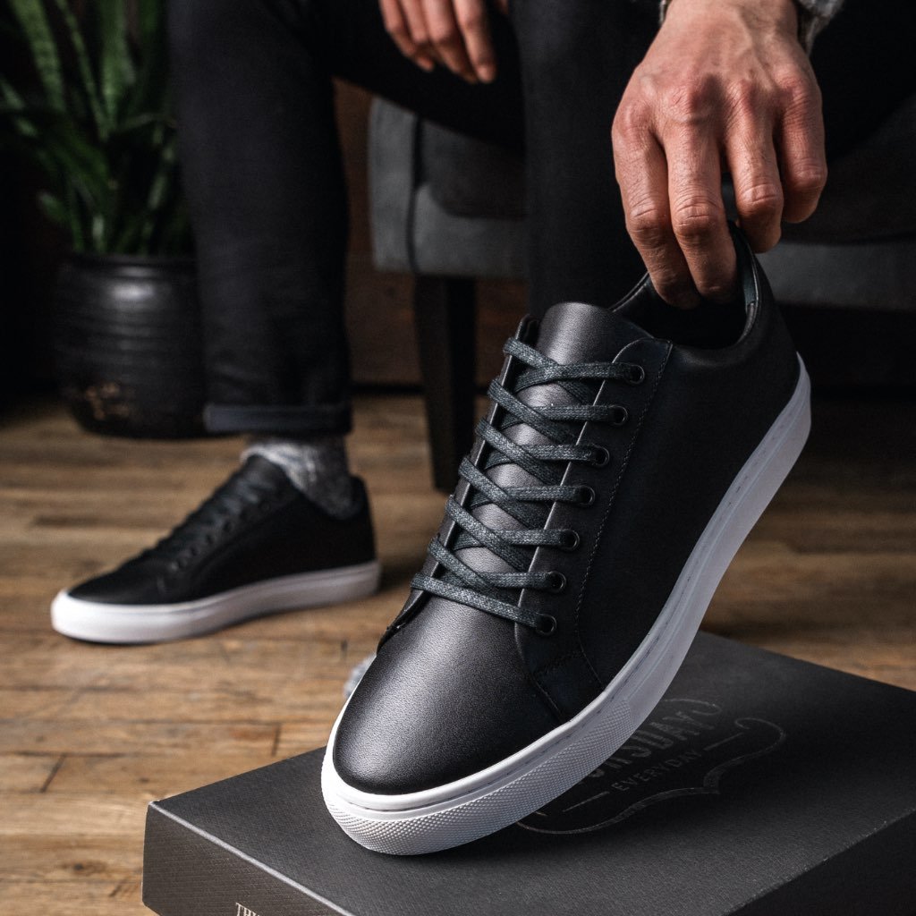 premier low top | black