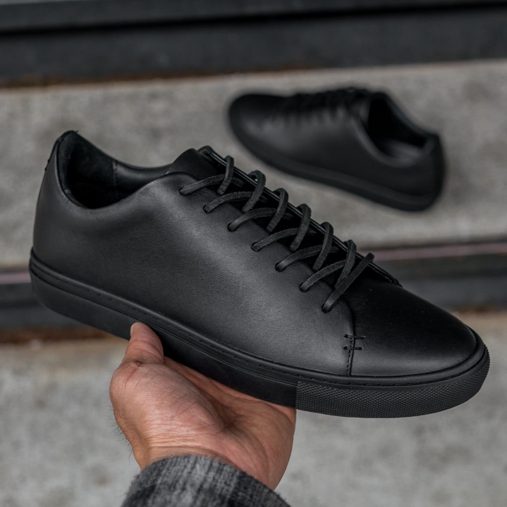 premier low top | black vachetta